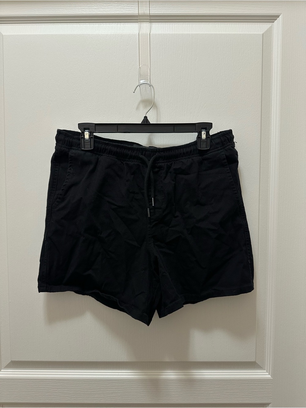 RSQ Men's Black Athletic Drawstring Shorts